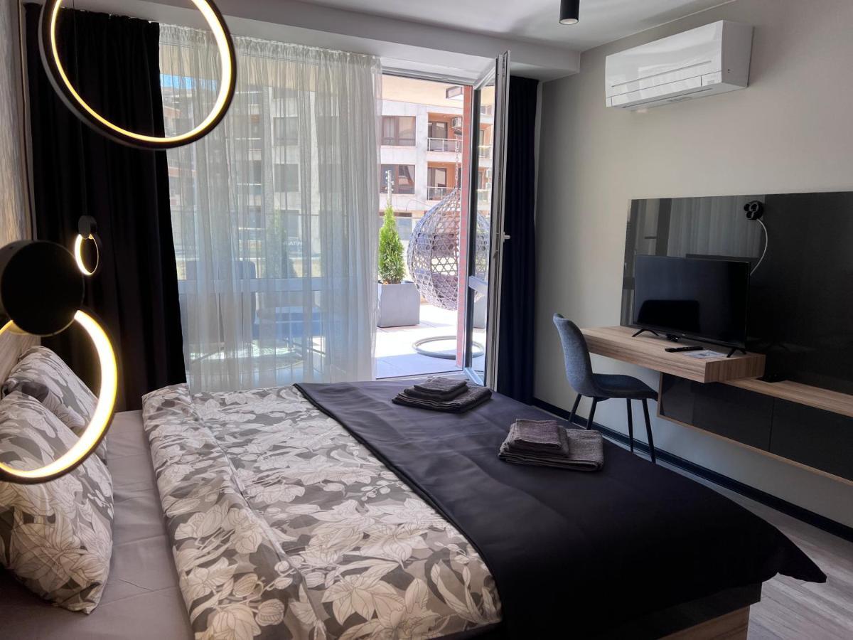 A-Brilliant, New! Spacious & Modern Apartment In Varna Whit Garage Kültér fotó