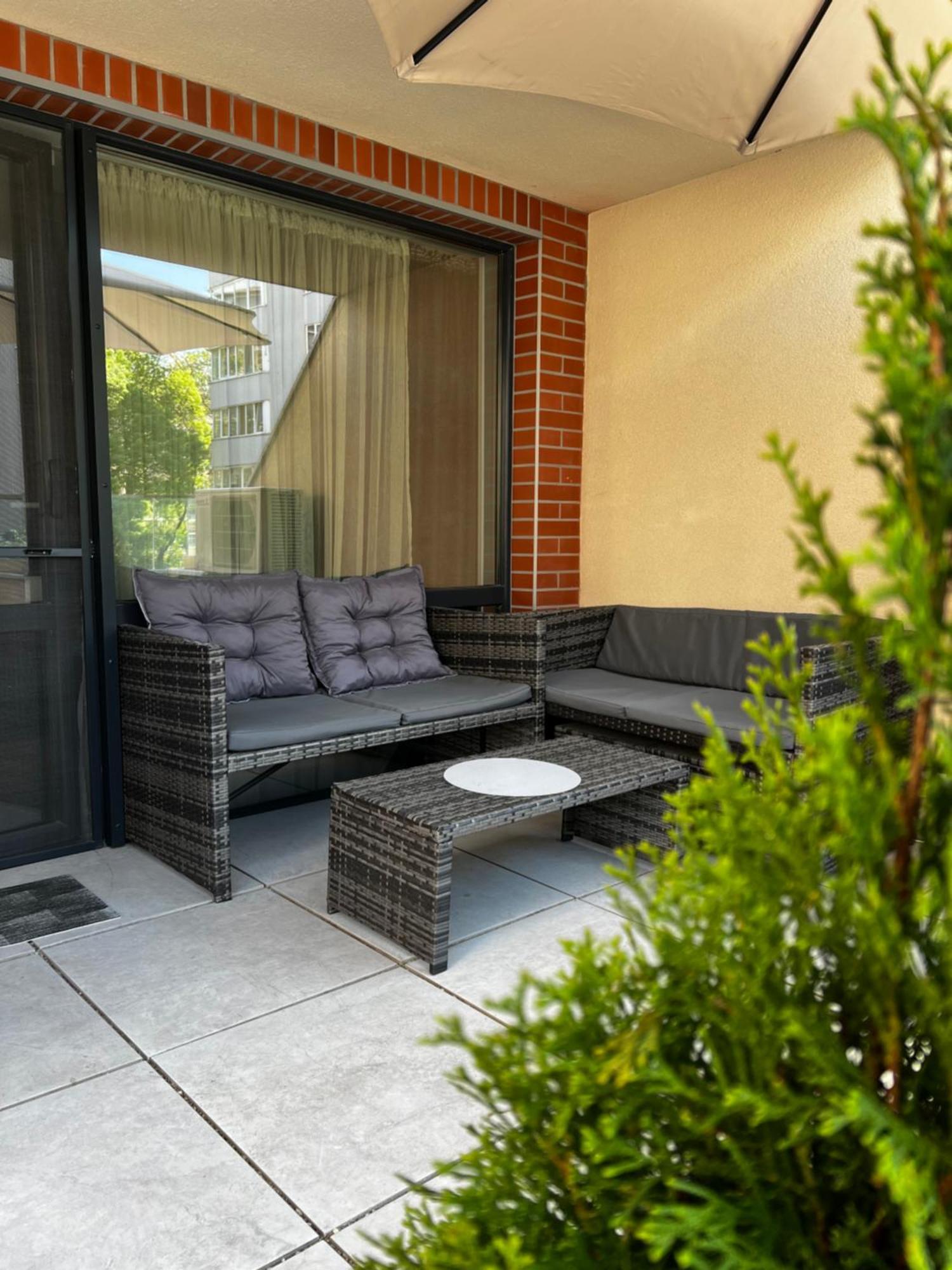 A-Brilliant, New! Spacious & Modern Apartment In Varna Whit Garage Kültér fotó